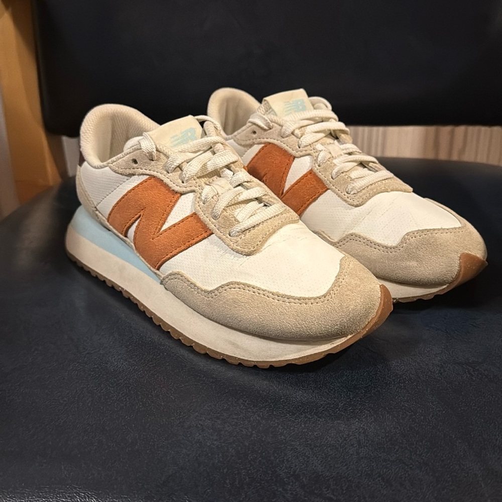 New balance The Intelligent Choice 237